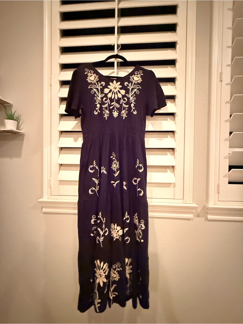 Johnny Was Navy Maxi Dress With Cream Floral Embroidery